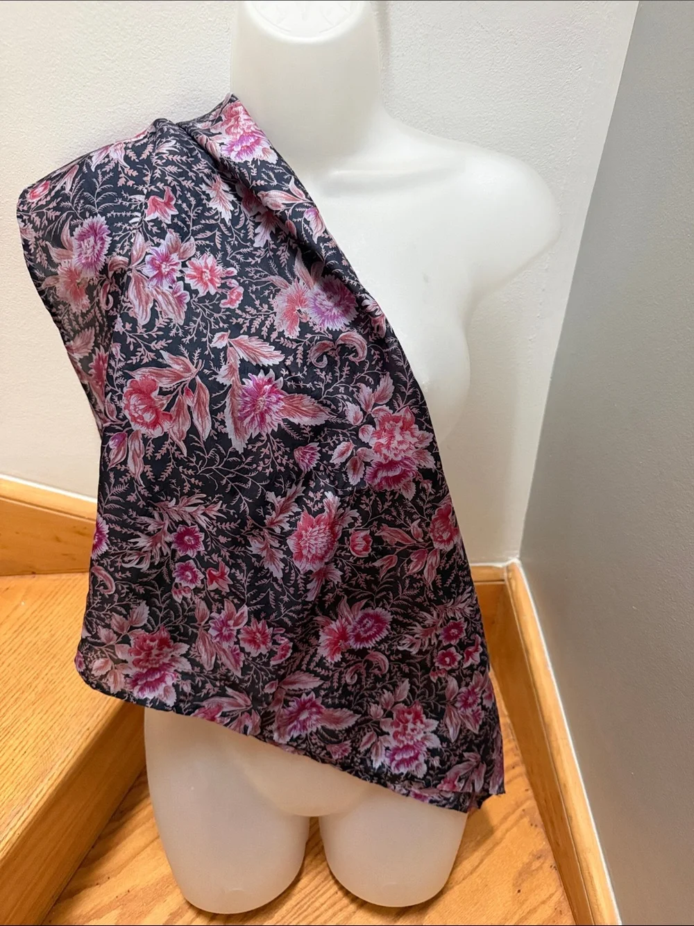 Royal Silk luxurious authentic